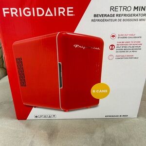 Frigidaire Retro Mini Refrigerator